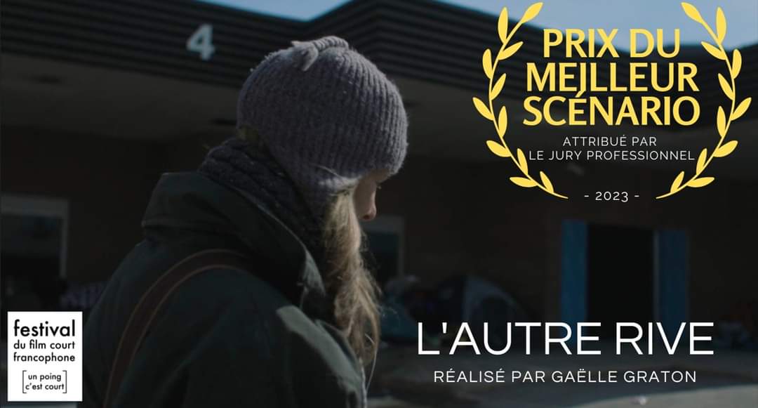 unpoingcestcour's tweet photo. // PALMARÈS 2023 - PRIX DU MEILLEUR SCÉNARIO ⭐️🎬 //
L'AUTRE RIVE de @GaelleGraton
Prix attribué par le Jury Professionnel et offert par l'association du festival.
@vaulxenvelin69 @auvergnerhalpes
@grandlyon #Palmares #vaulxenvelin #gaellegraton #lautrerive #courtmetrage #ffcf https://t.co/gtquNcbTw3