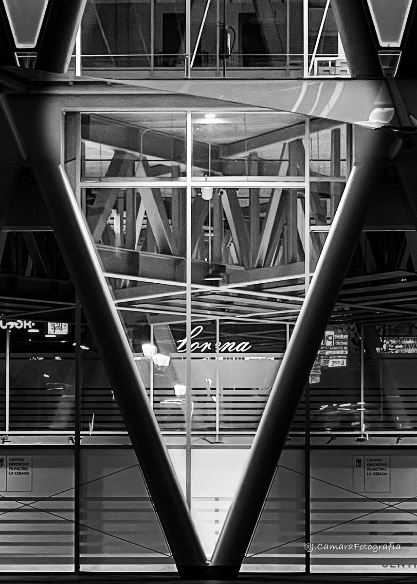 jcamarafoto's tweet photo. V 
#photo #photographer #blancoynegro #blackandwhitephotography #madridday #jcamarafotografia https://t.co/kGr4F2ZXa4 https://t.co/us44iDKvGQ