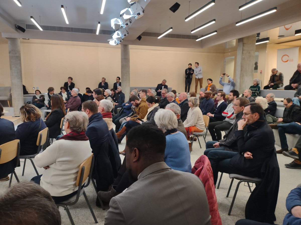 IdfModem's tweet image. 🟠#ConventionMoDemIDF | Convention régionale @MoDem Ile-de-France

Nos militants sont réunis autour de nos Parlementaires et Présidents départementaux, avec @jnbarrot et @maudgatel !

Au programme, des discussions sur la fracture territoriale, notamment avec @FredericDabi !