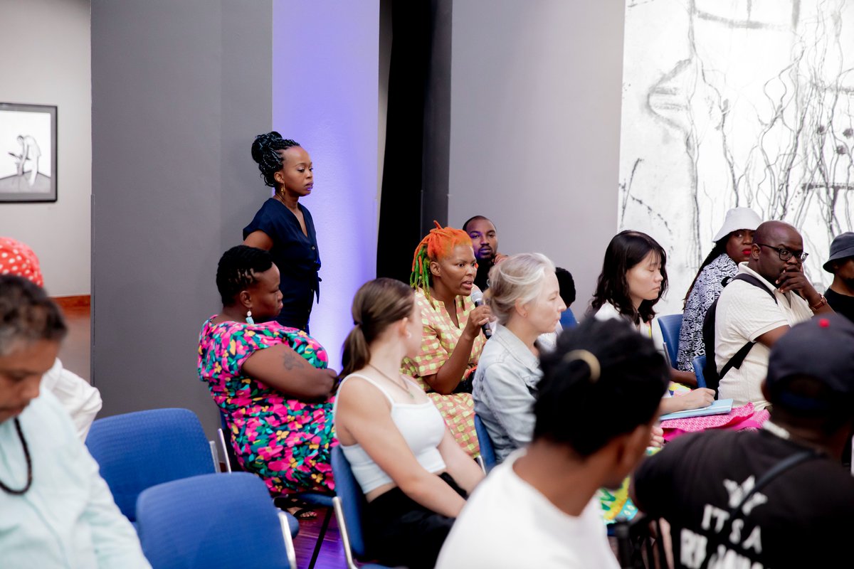 StandardBankArt's tweet photo. "The photographer is one who needs to be intentional and share their work with integrity but cannot control how the work is received." - Heard from the audience. 💙#BallenVision #ItCanBe https://t.co/86IMcwnih7