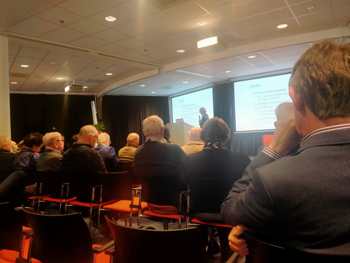 MarcelTripWB's tweet photo. Nu Korthals Altes over grondbeleid in kader van update van het plan voor de volkshuisvesting van de @woonbond https://t.co/pCaaz2npdm