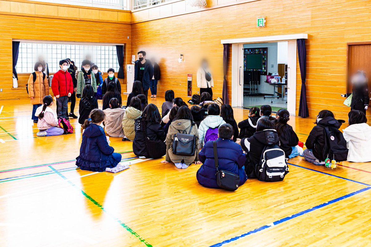 BeLight41799951's tweet photo. 今日は、Be-Lightsと富谷小学校さんで合同練習してきました〜💡✨

富谷小学校さんも、新入部員がたくさん入っていてびっくりしたぁー😳😍

一緒に楽しんでいきましょー🎊✨

＃ジュニアマーチングバンド
 #belights https://t.co/EQal7nnBcS