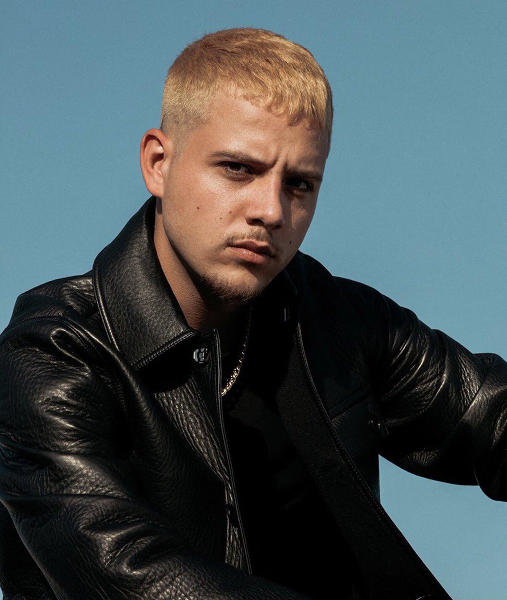 midiminuit__'s tweet image. Vous avez découvert PLK avec quel morceau ?