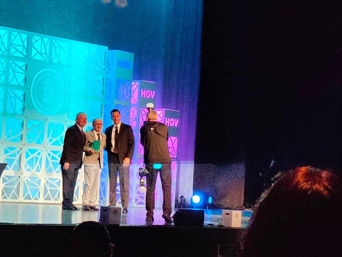 Víctor Gil (@victorgilrm) on Twitter photo So happy and proud that #SantaBarbaraGolfAndOceanClub was represented by Angel at the HGV Champion's awards. What a great recognition for him and for the whole maintenance team <a href="/EduardoSSTT/">Eduardo Beltrán</a> <a href="/JoseExpsito2/">Jose Expósito</a> <a href="/goded_oscar/">Oscar G</a> So happy and proud that #SantaBarbaraGolfAndOceanClub was represented by Angel at the HGV Champion's awards. What a great recognition for him and for the whole maintenance team <a href="/EduardoSSTT/">Eduardo Beltrán</a> <a href="/JoseExpsito2/">Jose Expósito</a> <a href="/goded_oscar/">Oscar G</a>