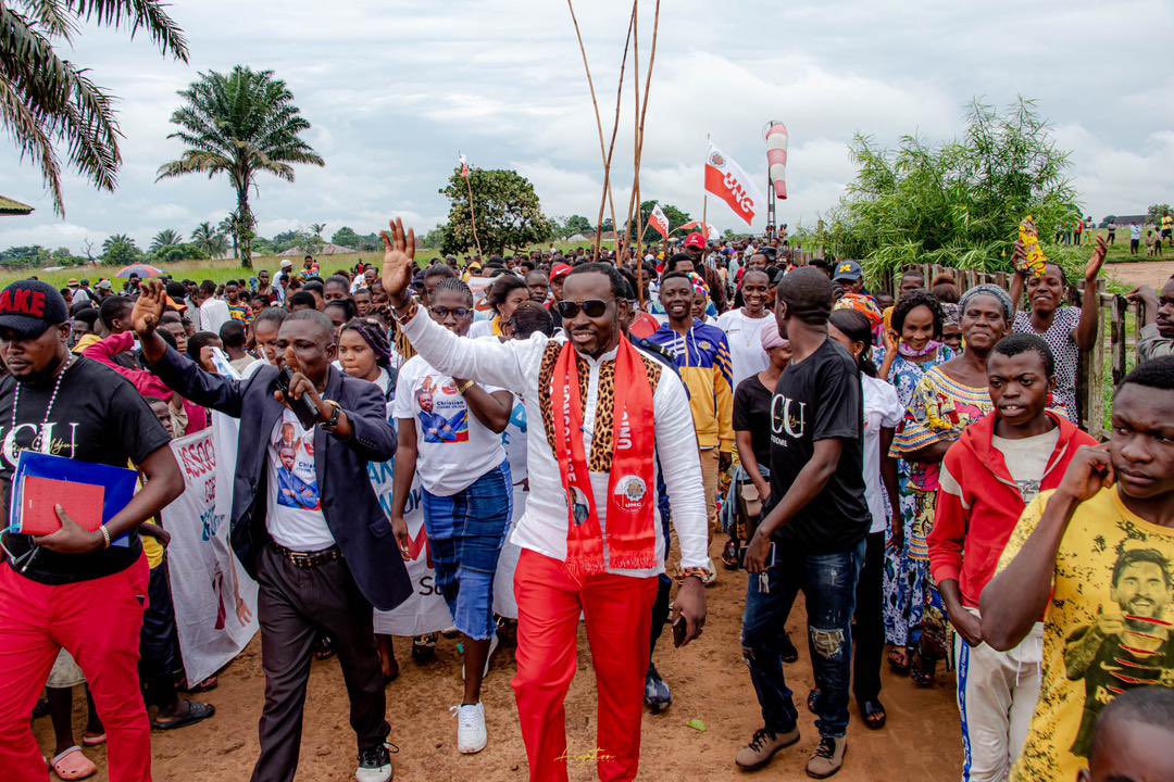 BillyKambale1's tweet photo. Le déploiement se poursuit dans le Congo profond. 

Christian Itiomi est arrivé hier dans son fief de Nioki au Maindombe première étape d’1 gde tournée de sensibilisation électorale. 

Il passera par Mongobele sa terre natale pr chuter à Isaka dans son Kutu où il se fera enrôler https://t.co/UBWD6nZh5U