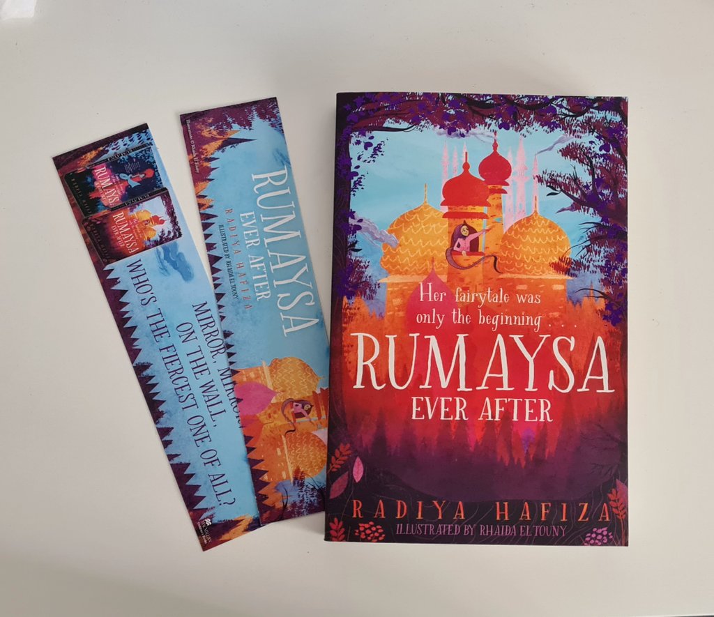 I've got some bookmarks and a copy of #RumaysaEverAfter to #giveaway! To enter, RT + follow. UK only. Ends 3/02. ✨️✨️✨️