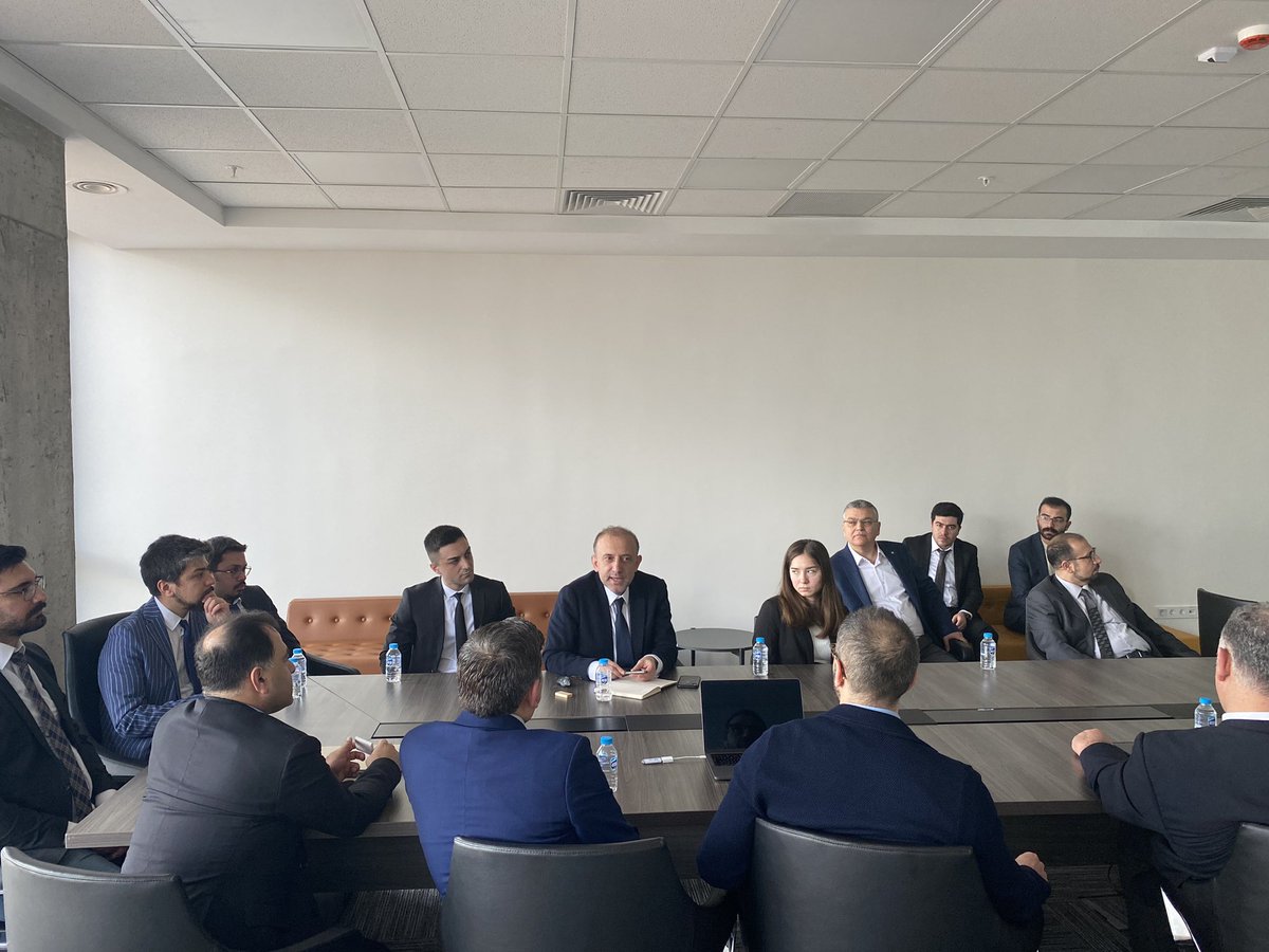 NEU Meram Urology (@meramurology_) on Twitter photo Our dear Prof <a href="/guven_selcuk/">Selçuk Güven</a> presenting "Presentation of NEU Meram Urology” at #youngurologistcollaboration <a href="/MeramUrology_/">NEU Meram Urology</a> <a href="/MeramUrology/">NEÜ-Üroloji</a> <a href="/KingsCollegeLon/">King's College London</a> <a href="/doc_azharkhan/">Azhar khan</a> <a href="/kahmed198/">Kamran Ahmed</a> <a href="/GiraySonmez/">Giray Sönmez</a> <a href="/drbalasar/">Mehmet Balasar</a> <a href="/aydinarif42/">Arif AYDIN MD FEBU🇹🇷</a> <a href="/ahoztr/">Prof.Dr.Ahmet Öztürk</a> <a href="/ecergokhann/">Gökhan Ecer</a> <a href="/AliSerdarGozen/">AliSerdar Gözen</a> <a href="/omeronurcakir/">omer onur cakir</a> <a href="/umit3806/">Ümit temizyürek</a> Our dear Prof <a href="/guven_selcuk/">Selçuk Güven</a> presenting "Presentation of NEU Meram Urology” at #youngurologistcollaboration <a href="/MeramUrology_/">NEU Meram Urology</a> <a href="/MeramUrology/">NEÜ-Üroloji</a> <a href="/KingsCollegeLon/">King's College London</a> <a href="/doc_azharkhan/">Azhar khan</a> <a href="/kahmed198/">Kamran Ahmed</a> <a href="/GiraySonmez/">Giray Sönmez</a> <a href="/drbalasar/">Mehmet Balasar</a> <a href="/aydinarif42/">Arif AYDIN MD FEBU🇹🇷</a> <a href="/ahoztr/">Prof.Dr.Ahmet Öztürk</a> <a href="/ecergokhann/">Gökhan Ecer</a> <a href="/AliSerdarGozen/">AliSerdar Gözen</a> <a href="/omeronurcakir/">omer onur cakir</a> <a href="/umit3806/">Ümit temizyürek</a>