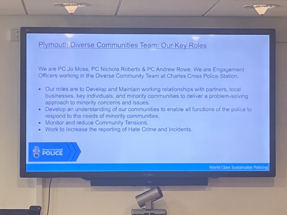 jobe40's tweet photo. #BringUsTogether Andrew Rose from @DC_Police talks Hate Crime, what it is and why itโs different from other crimes. @drtkrajesh @KyeiyanneJames https://t.co/ByvWDOxlcl