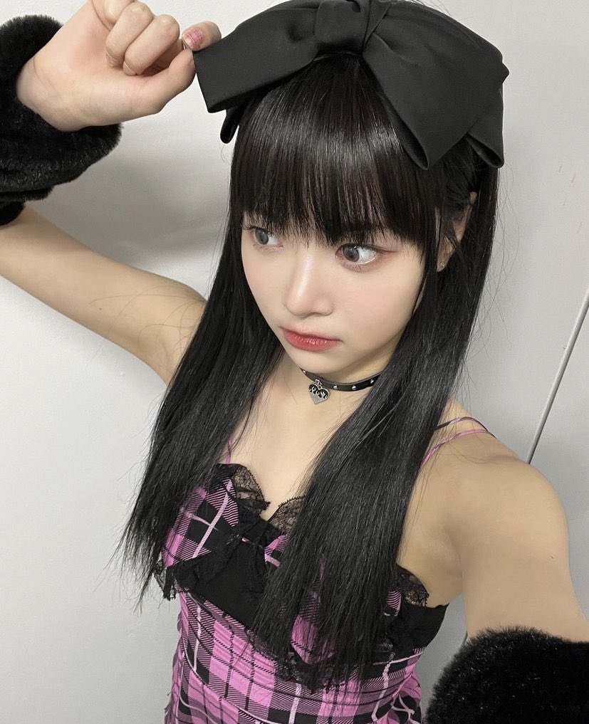 picseunchae's tweet photo. anime girl https://t.co/fRJqgT5Czm