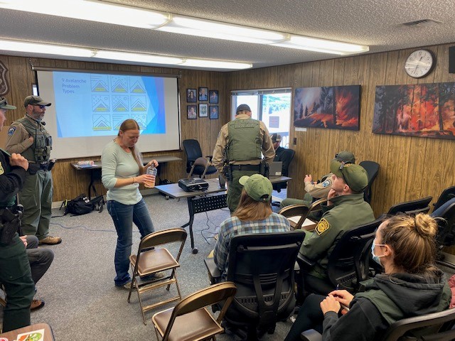 USBPChiefSPW's tweet image. #Spokane Sector #BorderPatrol Agents recently attended a multi-agency introductory course in basic avalanche awareness hosted by the #USForestService.  The training increased a general awareness and better mind set for professionals who operate in potential #avalanche areas.