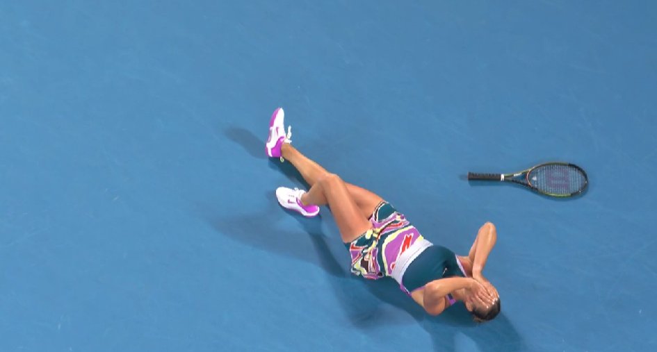 josemorgado's tweet image. 51 winners, 17 aces.

That's how you win your first Grand Slam title.

Well done, Aryna.