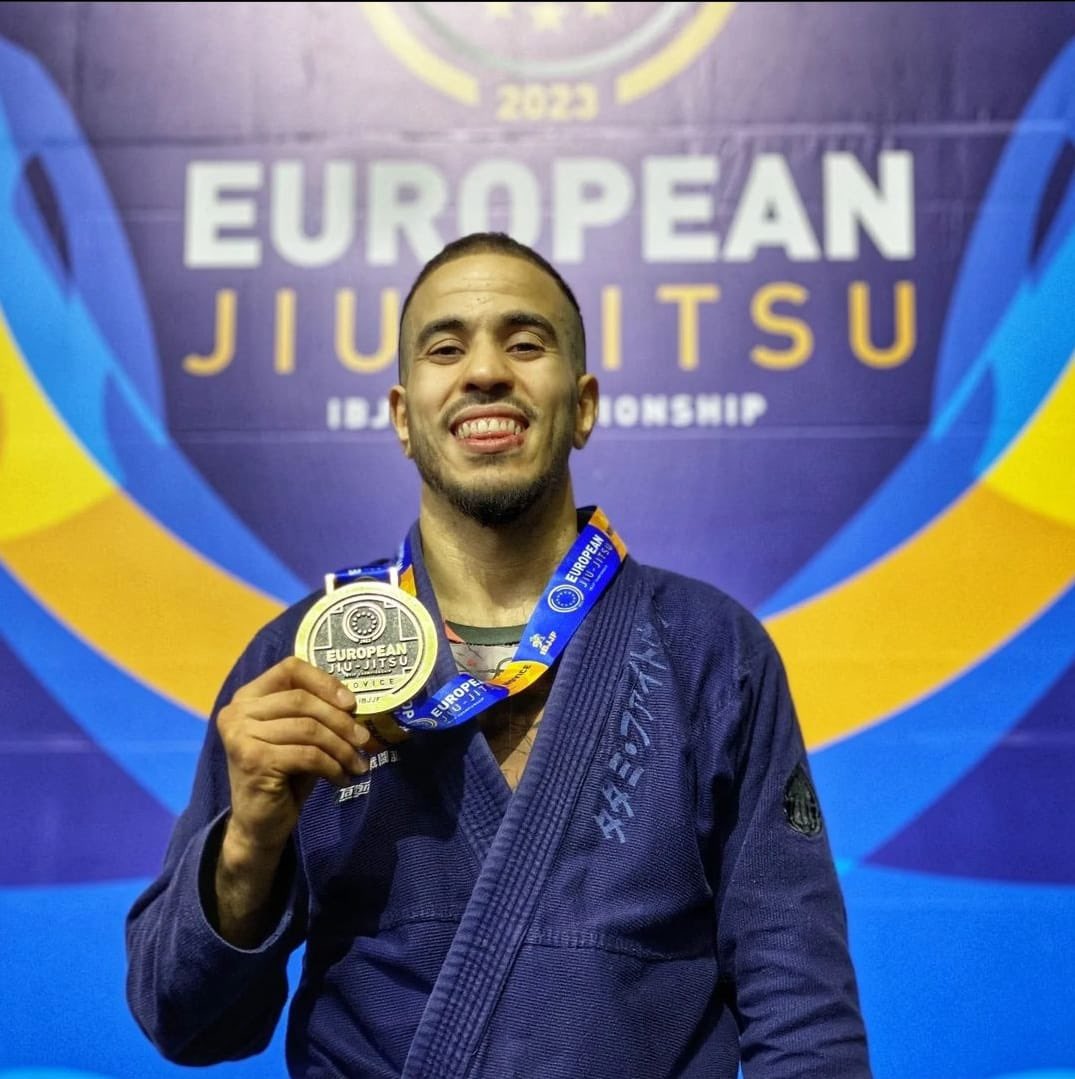 MoroccoCage's tweet photo. Les Marocains de Bruxelles écrasent la concurrence en championnat d'Europe de JJB ! 🇲🇦 https://t.co/y3ZsEAO5Rs