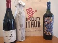 TomayDacaRadio's tweet photo. #SORTEO 
Hoy te podés ganar:

📖“La otra lucha”, de Ulises Gorini 
🍷1 vino de autor, gentileza de @BodeguitaIthur
🧶1 set de lana, gentileza de #FilatoHilados 

¡Seguinos y citá este tuit con los últimos 3 nros del DNI! https://t.co/lKXSUsuXfU