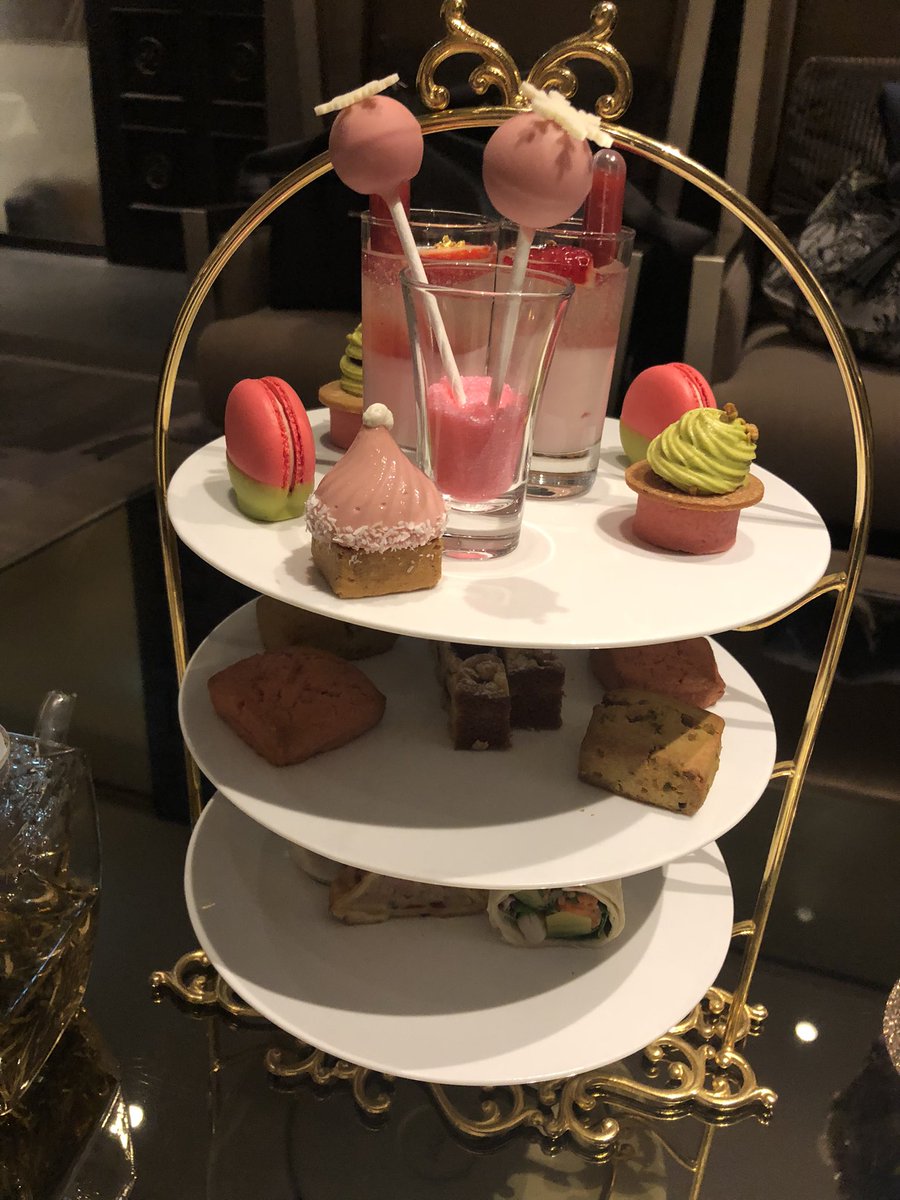 reika_engineer's tweet photo. 友達とヌン活してきました☺️
マツコの知らない世界で紹介されていたホテルだそう✨ https://t.co/9DlslhUy24