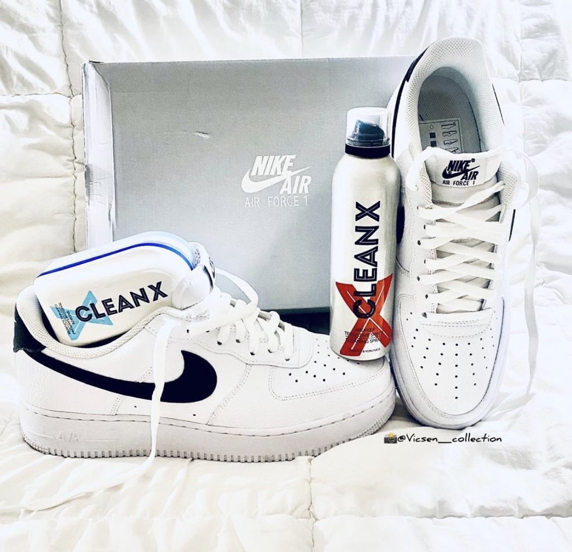 VicsenC's tweet image. Check out this sneakers cleaning products it's luxury and used for every colour of sneakers and shoe.
Just send an DM and it will be delivered to you any where in Nigeria.
#sneakers #cleanx #fashion