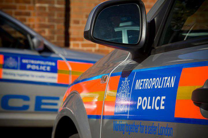 MPSSpecials's tweet photo. ๐จ One arrest for theft and common assault in @MPSWandsworth area
๐จ One arrest for domestic violence & common assault in @MPSKingston area.
#SWMSC #MyLocalMet https://t.co/0vDkvdBahJ
