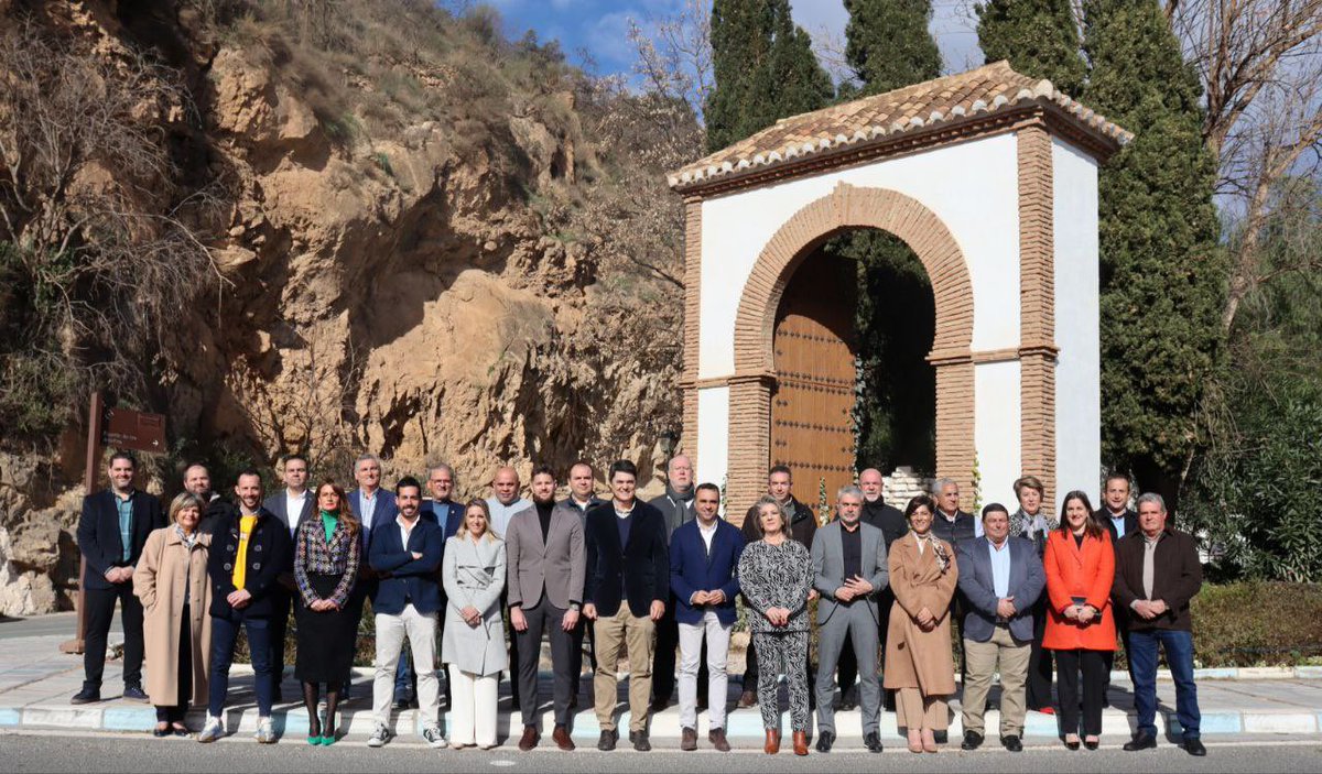 💙Este es el #EquipoPP de candidatos a las próximas elecciones municipales en #LaAlpujarra y #ElValle
Estamos #Preparados para dar propuestas, respuestas y soluciones a las demandas de nuestros vecinos 
#PreparadosLaAlpujarra
#PreparadosElValle