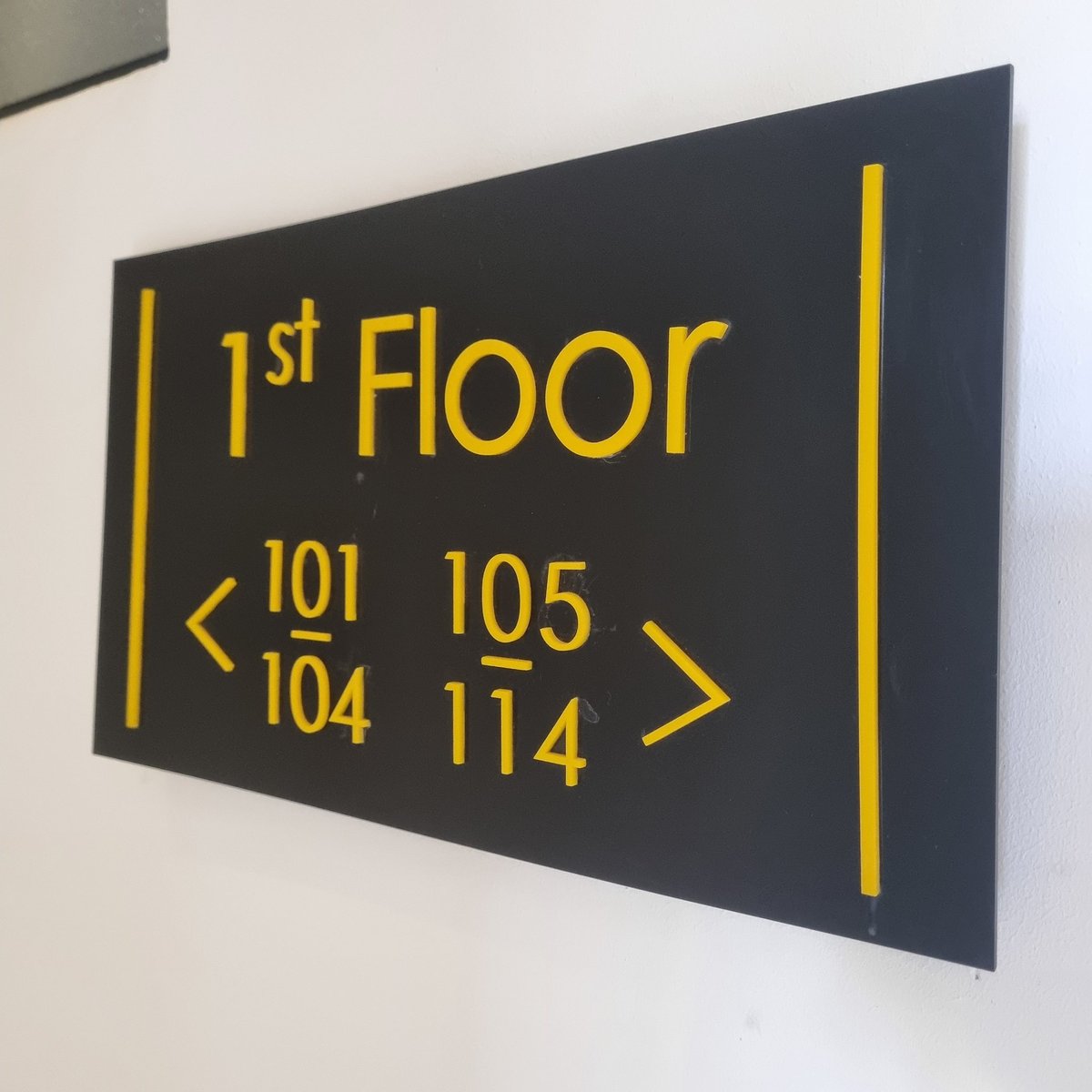 VISIBILITYCOM10's tweet image. Signboard - Design and produced By visibility-media.com - facebook.com/visibilitycom -  - T.: 00237 673 76 80 80 - 699 49 91 25 #Place #Hotel #BAHAM VISIBILITY MEDIA  #Chambres #Enseigne #plaquedeporte #Douala #Yaoundé #Cameroun #PLV #branding #signs #aviewonyouractivities