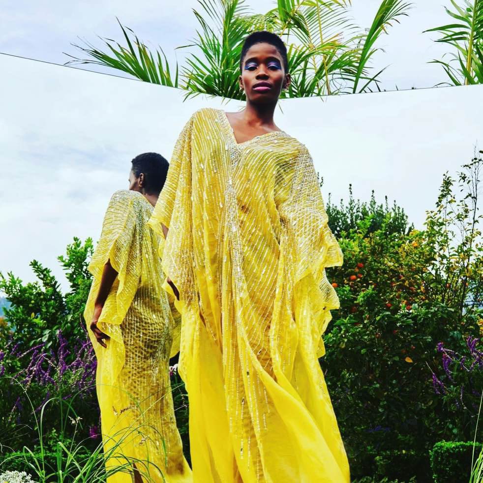 krugersville's tweet image. This is the vision @GAVINRAJAH had , very authentic and astonishing , on the right is a dress made from spider web silk and Gavin definitely outdid himself with his design on the left 🥺❤️👗💯 #TheInsiderSA