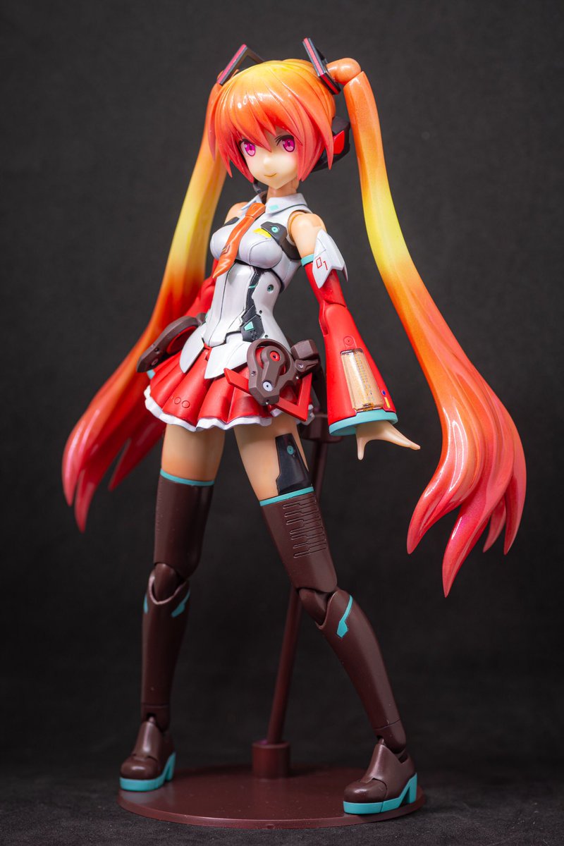 ろぐさん tweet media