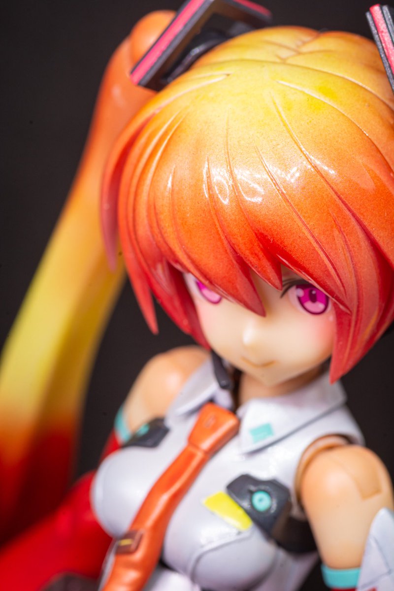 ろぐさん tweet media