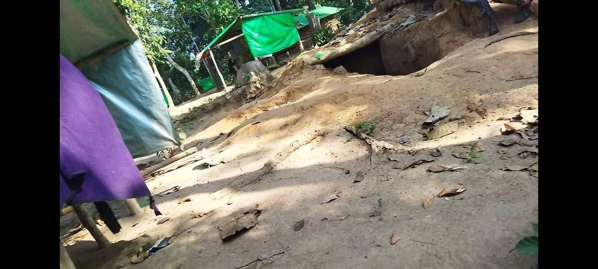MizzimaNews's tweet photo. ဟုမ္မလင်းမြို့ တော်စီရွာရှိ SNA စခန်းကို HPDF မှ တိုက်ခိုက်သိမ်းပိုက်ဟုဆို
==========
https://t.co/HngRSwluhQ
#mizzima
#ခန္တီးခရိုင်
#ရှမ်းနီအမျိုးသားများတပ်မတော်
#HPDF
#ဟုမ္မလင်းမြို့နယ် https://t.co/jnFbArYsF1