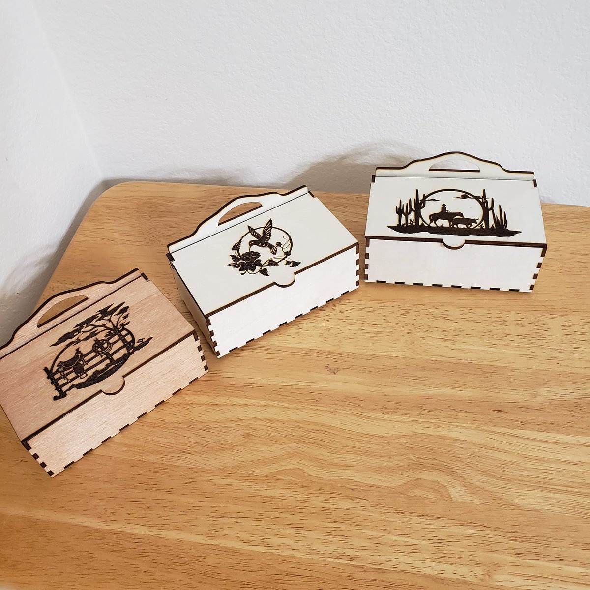 SculpfunTech's tweet photo. "Been really enjoying working with my S9. Had it for a few months now. Modified these boxes with lightburn and added some graphics." 
By James Brandt😍
#sculpfuns9 #sculpfunlaser #sculpfunDIY https://t.co/oLkD71gxK0