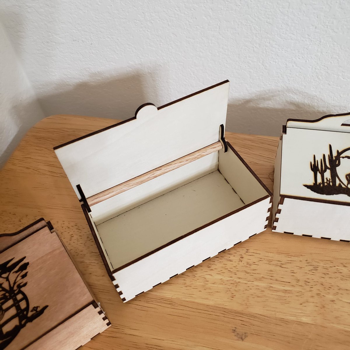 SculpfunTech's tweet photo. "Been really enjoying working with my S9. Had it for a few months now. Modified these boxes with lightburn and added some graphics." 
By James Brandt😍
#sculpfuns9 #sculpfunlaser #sculpfunDIY https://t.co/oLkD71gxK0