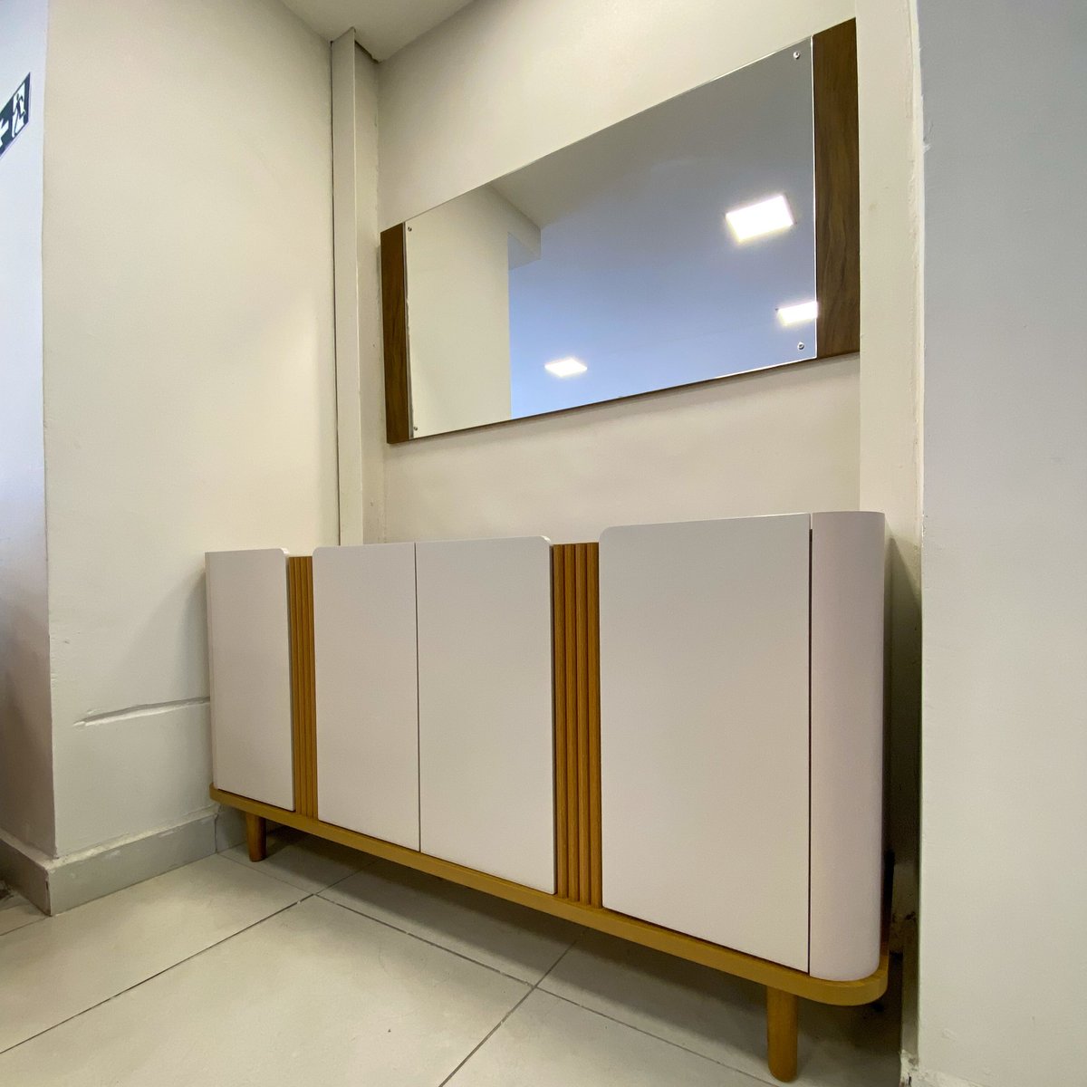 estrela_moveis's tweet photo. Buffet Aparador Eva!
Site: https://t.co/iTje5xi12f
Telefone e WhatsApp: (21) 3900-7070.
#estrelamoveis #lojademoveis #riodejaneiro #rj #homedecor #decor https://t.co/Tdj1lGOhG0