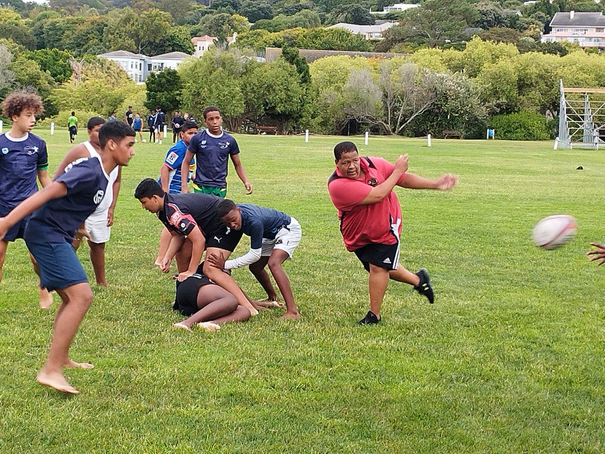 SSDP06668398's tweet image. Boys hard busy with training for the Wynberg Rugby Festival 
#SSDP 
#rugby 
#changinglives