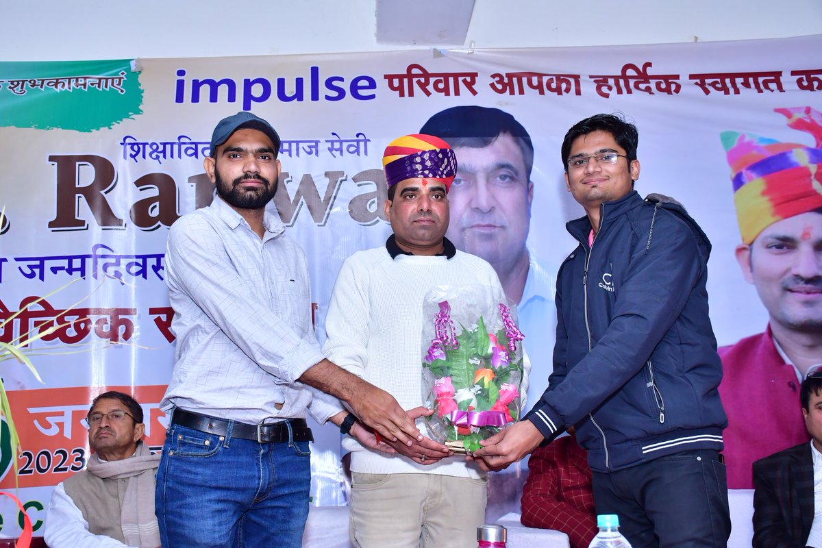 dineshbadhala's tweet photo. Participated in the blood donation camp organized on the birthday SN Rawna ji with @tvihelp team and congratulated him on his birthday.
#tvihelp #WeAreTVI #birthday #BloodDonation https://t.co/1HuAekLjq8