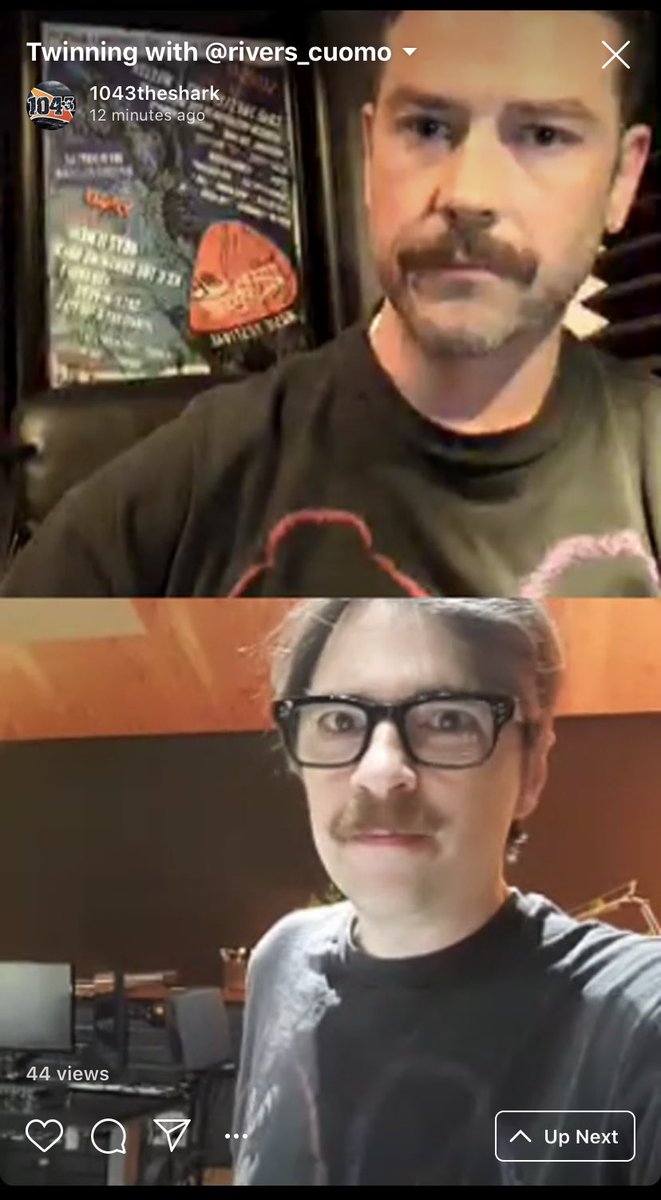 RipFlairCards's tweet photo. @WatchTheBreaks I’ve been very fortunate in career to speak with  a lot of people. @RiversCuomo and I wearing matching shirts for an interview is way up there, but sitting down with a pair of First Lady’s tops the list @MichelleObama @FLOTUS @FoleyIsPod @MickFoley76 https://t.co/KahbVFAE22