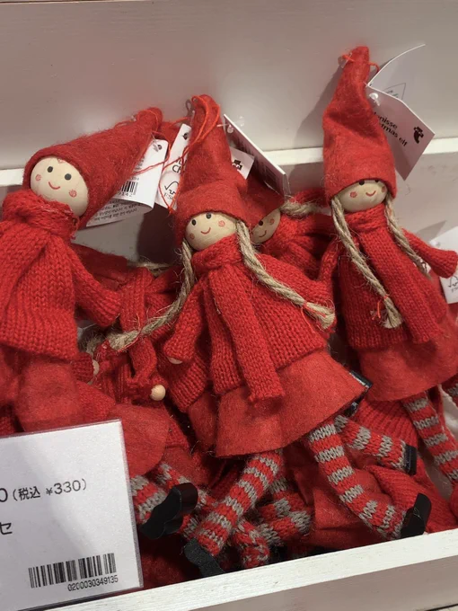 クリスマス人形こーゆーシンプルな可愛さも良いね 