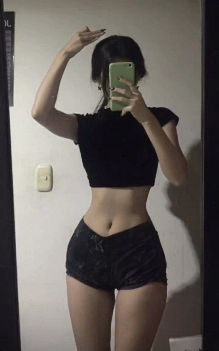 ewvicks's tweet photo. how to be thinspo irl ? #thinspo https://t.co/zWbA9Sq33S
