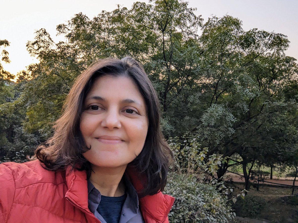 Sairee's tweet photo. Under appreciated gorgeousness of #roadlesstaken #Delhi #spring https://t.co/ywL9SJBQhz