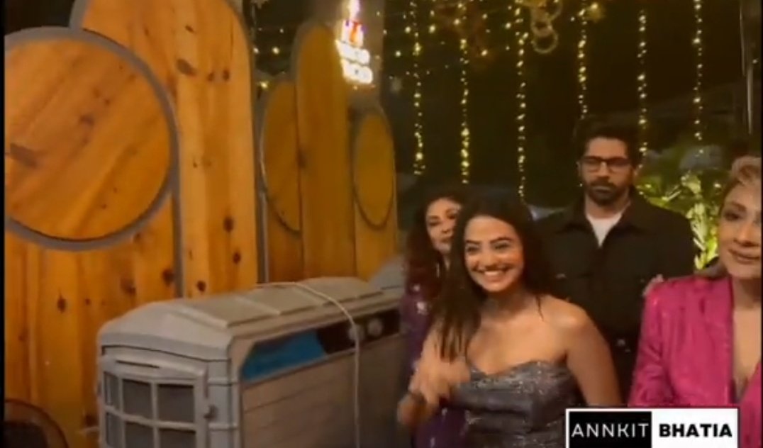 My babies iykyk 🥺❤🧿🍋🌶🌑
Kon kahega ki they are not in talking terms 😭
#RraHel #RraHelians
