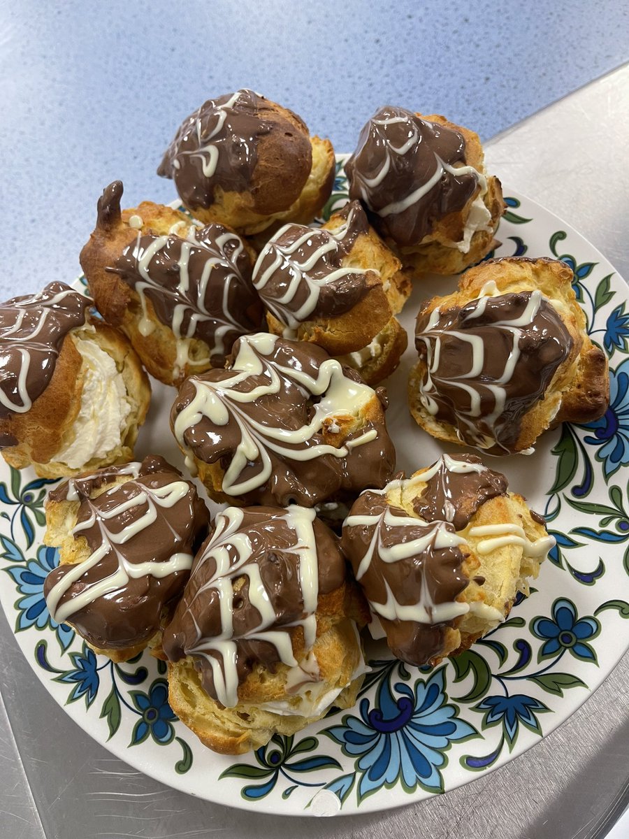 <a href="/GYCA_charter/">GYCA</a> GCSE Food and Nutrition pupils learning the art of making choux buns! #pastrychefs