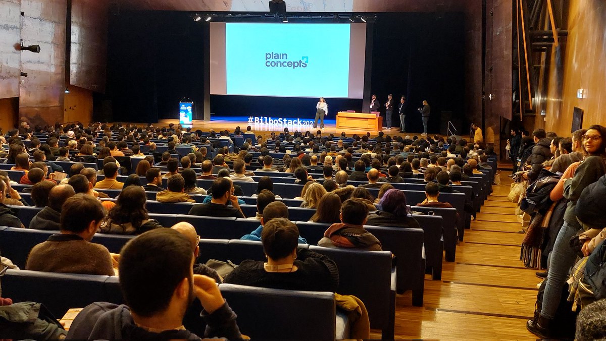 Aurora_Barrero's tweet image. Qué mejor manera que inaugurar los eventos de 2023 #bilbostack2023
@BilboStack