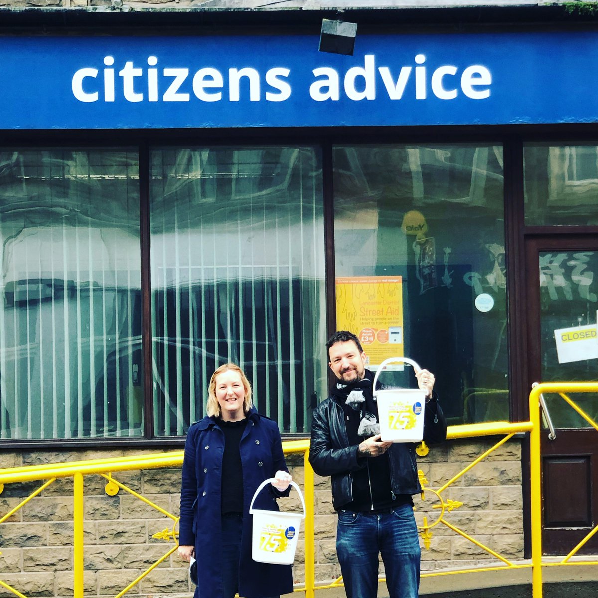Hello Lancaster! My big sis works at @CitizensAdvice and at tonight’s show (at Kanteena, SOLD OUT!) we’ll be doing a collection for them at merch. Doors 7, music 7.15, @wilswoodbuoys @LotteryWinners support, see you there! (You can also donate here - justgiving.com/citizensadvice… )