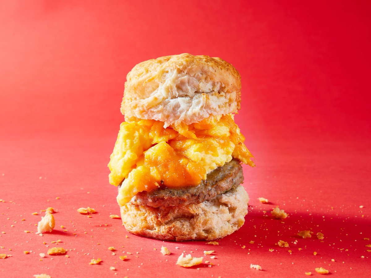 BrunchWithRuby's tweet image. Rumor has it our biscuits are so big cause they're full of secrets

#thatbrunchlife #rubyslippercafe #rubysunshine #brunchgoals