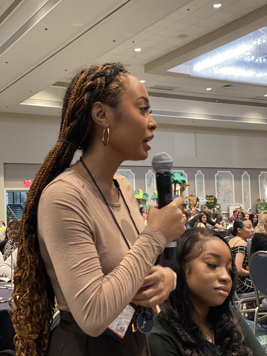 pomqueencj's tweet photo. 🐝Up and at em’ early this AM! @HWBlake’s Teaching Academy VP speaking to the conference of 1,000 + this morning! #hcps #Hillsboroughstrong #weclimbtogether #ffea2023 https://t.co/DMyItRoxk7