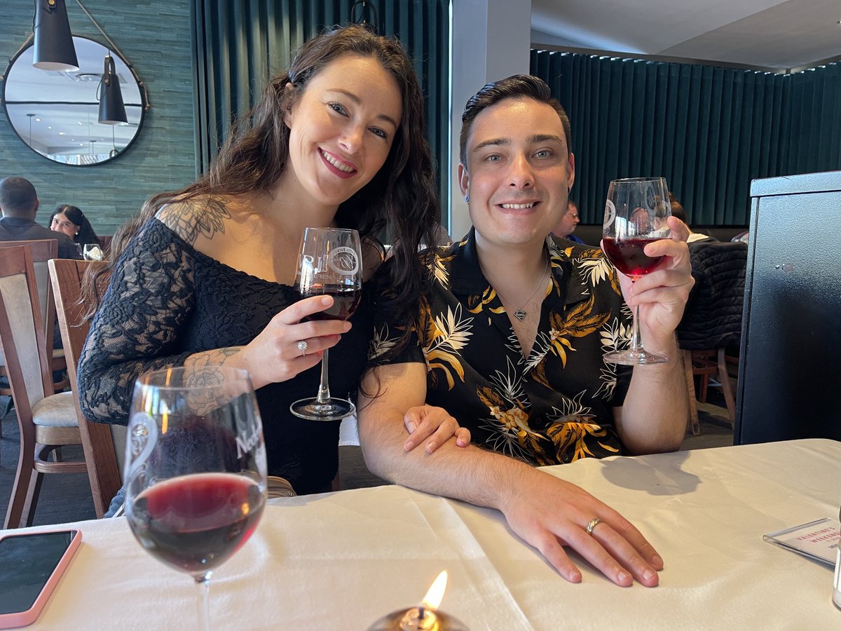 KevinBailey1964's tweet photo. Supper with the family. Kiddies all grown up! Steaks on the way 😋 https://t.co/UOeWcnORMg