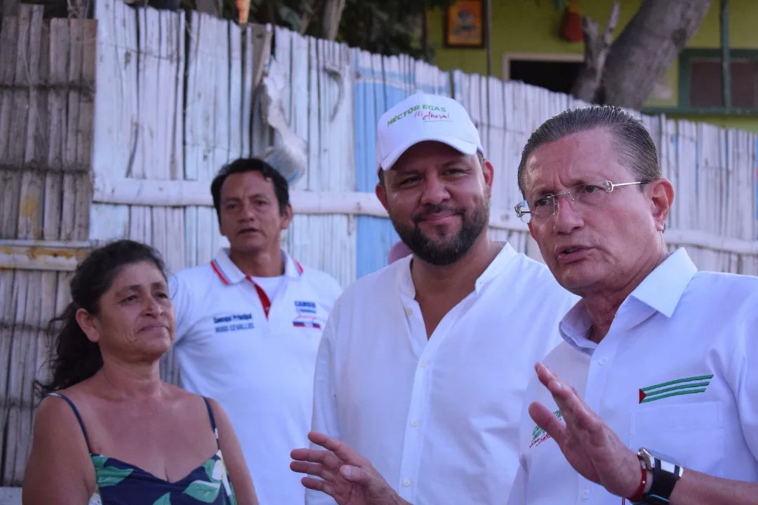 HEGASS's tweet photo. 🗓 19 días en territorio 🏃‍♀️🏃‍♂️🏃

Recorrimos Jaramisol Norte y el centro de Jaramijó, junto a el prefecto de Manabí 2023 @Agustín Casanova. Su compromiso para Jaramijó es de ayudar a la ejecución de todos los proyectos, en especial el VAA (Aguas, vía, alcantarillado) 💪💪 https://t.co/hQXtQSXe0t