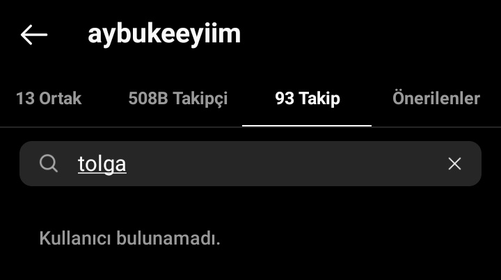 Hayir ya, bir birlerini takipten de cikmislar ya. Simdi ayrildilar mi bunlar? Ama benim best ciftimdi bunlar, umarim tekrar barisirlar ya..