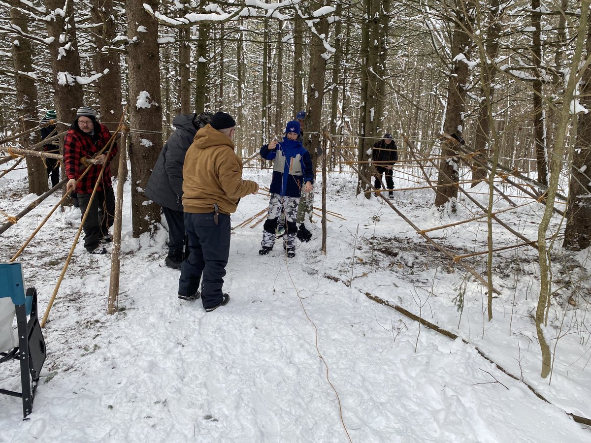 1stBinbrkScoutn's tweet photo. Let the shelters begin!!🤪
#Snowball2023 https://t.co/7CPKkUoDLv