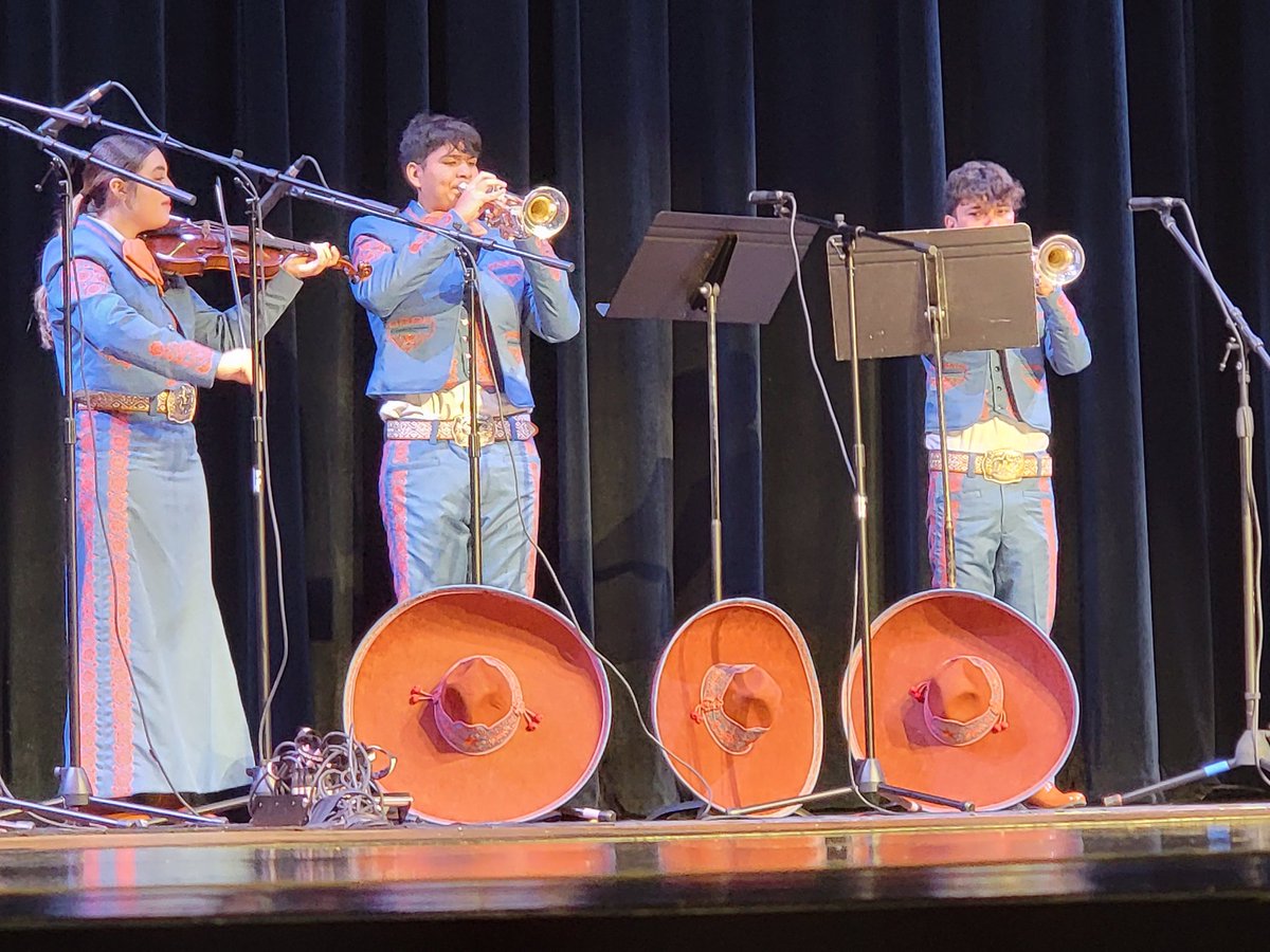 Scott Thoreson (@scottsdtx1) on Twitter photo Kudos to the Mariachi Estrella de Riverside for giving a great performance at the Region 22 UIL Region Mariachi Contest! <a href="/YISDFineArts/">YsletaISD Fine Arts</a> <a href="/YsletaISD/">Ysleta ISD</a> Kudos to the Mariachi Estrella de Riverside for giving a great performance at the Region 22 UIL Region Mariachi Contest! <a href="/YISDFineArts/">YsletaISD Fine Arts</a> <a href="/YsletaISD/">Ysleta ISD</a>