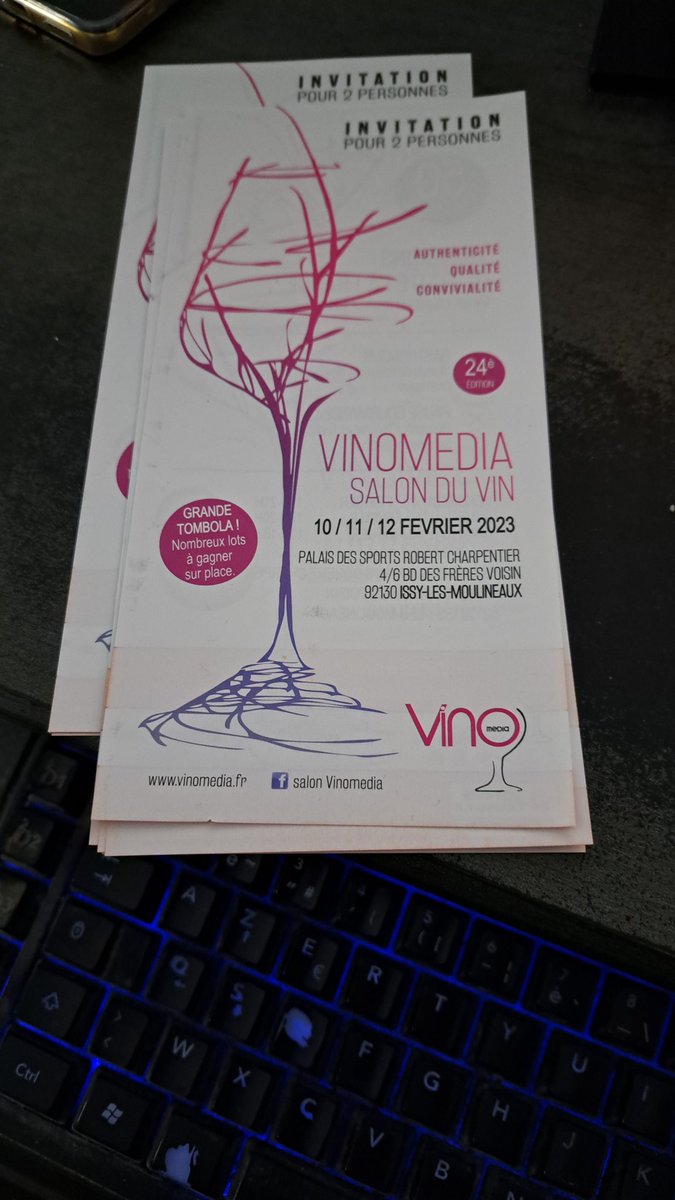 nseauge's tweet photo. J'ai une tonne de places si ça intéresse du monde 😅 D'ailleurs, merci @SalonVinomedia #vin #salondevin #issy #quefaireaissy https://t.co/v5zp3e2t7d