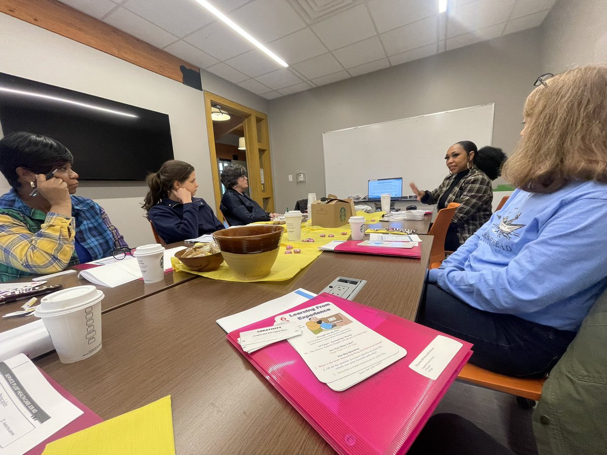 Erica D. Phillips tweet media