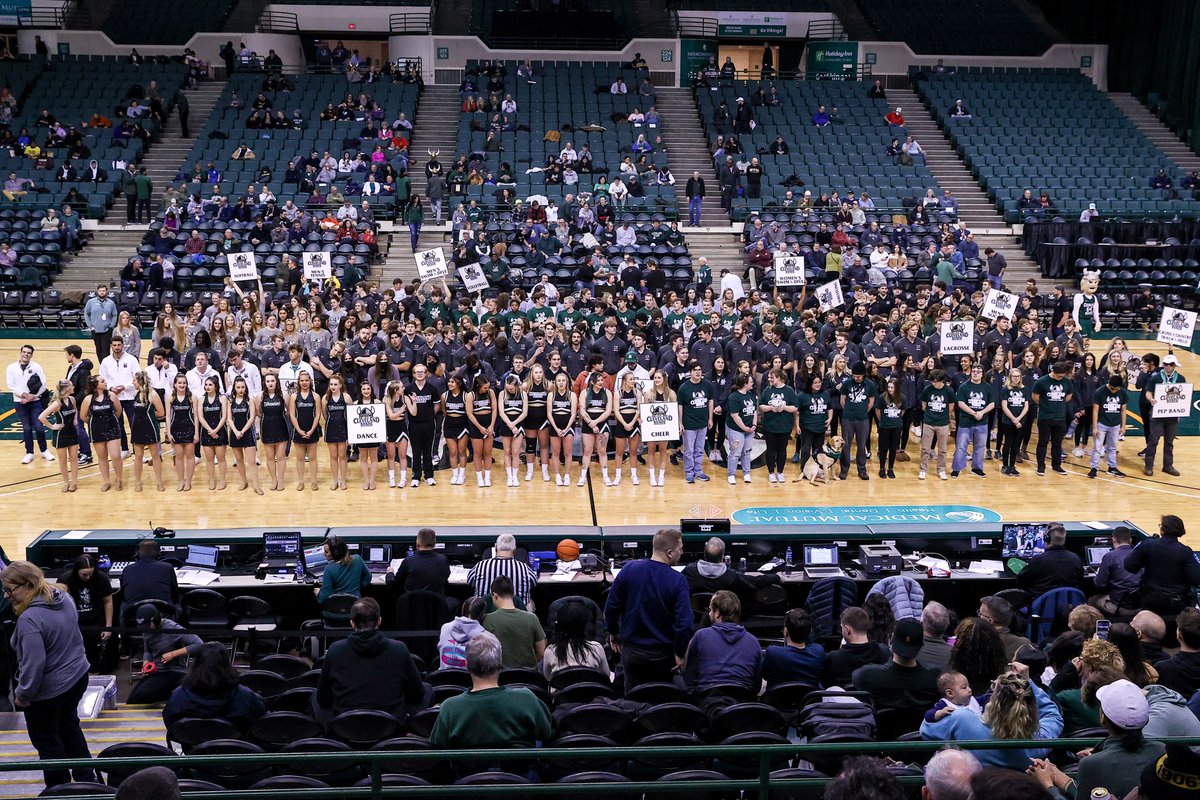 CSU_Athletics's tweet image. STUDENT-athletes! 

Congratulations to all of our Academic Honorees, honored at halftime of last night's @csu_basketball game! 

#GoVikes