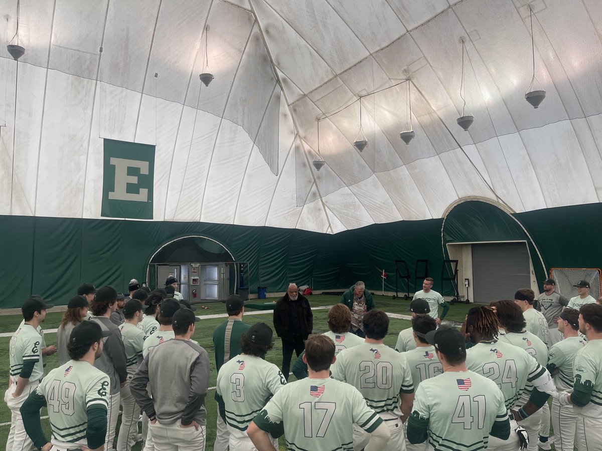 Eric Roof (@turnuptheheat15) on Twitter photo MLB great <a href="/tigers/">Detroit Tigers</a> Legend 1996 <a href="/Yankees/">New York Yankees</a> World Series Champion Cecil Fielder is in the building <a href="/EMU_Baseball/">EMU Baseball</a> #thebestinthebusiness MLB great <a href="/tigers/">Detroit Tigers</a> Legend 1996 <a href="/Yankees/">New York Yankees</a> World Series Champion Cecil Fielder is in the building <a href="/EMU_Baseball/">EMU Baseball</a> #thebestinthebusiness